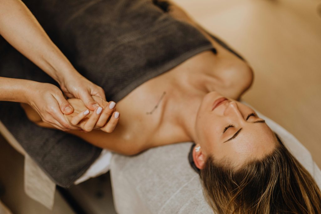 Soothing Scalp, Foot Or Hand Massage
