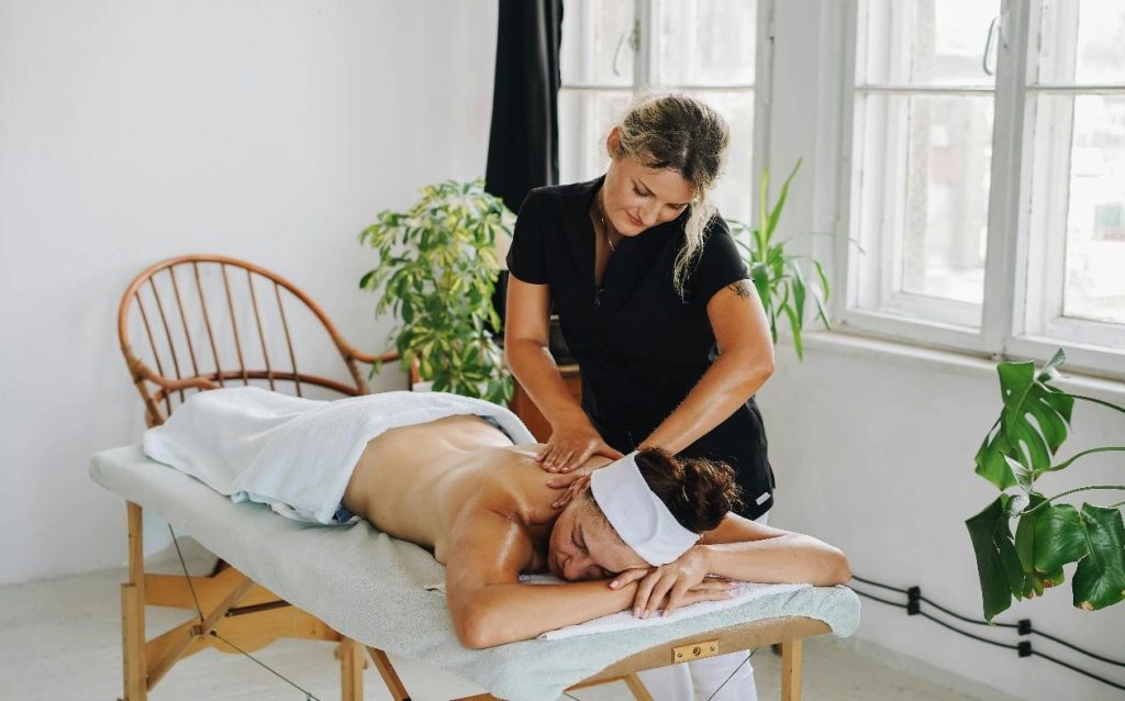 Back, Neck & Shoulder Massage